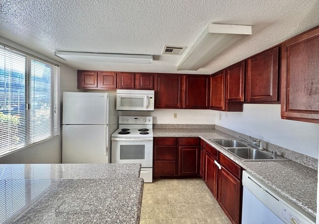 5422 River Glen Dr