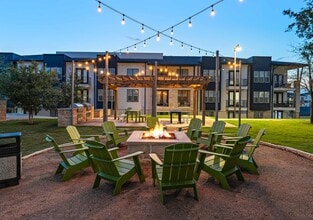 Palo Verde in Austin, TX - Foto de edificio - Building Photo