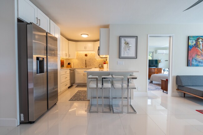 2121 Parker Ave in West Palm Beach, FL - Building Photo - Building Photo