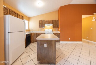 13771 Paseo Central Ave in El Paso, TX - Building Photo - Building Photo