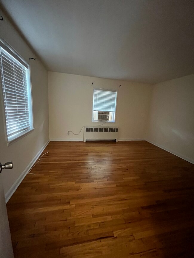 property at 51 W Hudson Ave