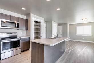 3037 Catron St, Unit Catron A in Bozeman, MT - Building Photo - Building Photo