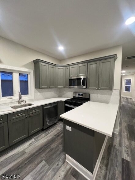 369 10th Ave, Unit 371 in Paterson, NJ - Building Photo
