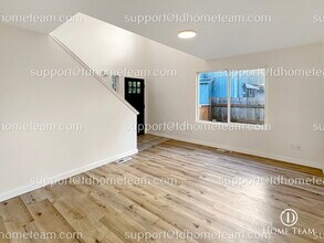 4743 25th Ave SW in Seattle, WA - Building Photo - Building Photo