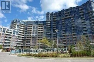 23 Cox Blvd in Markham, ON - Building Photo