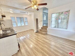 288 1/2 S Coronado St in Los Angeles, CA - Building Photo - Building Photo