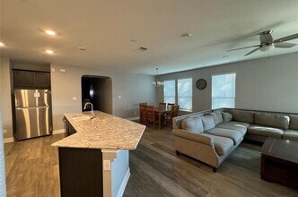 199 Kennicott Dr in Kyle, TX - Building Photo - Building Photo