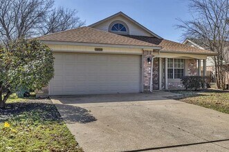 6804 Haltom Rd in Fort Worth, TX - Building Photo - Building Photo