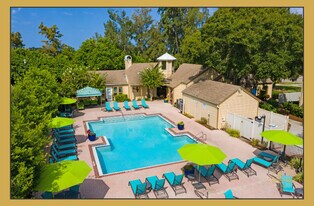 Harbour Pointe Apartment Homes