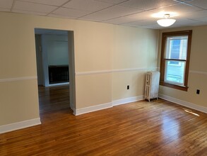 1211 Marion St, Unit D in Dunmore, PA - Building Photo - Building Photo