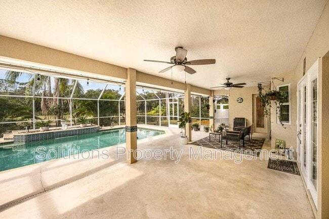 3295 Savannahs Trail in Merritt Island, FL - Foto de edificio - Building Photo