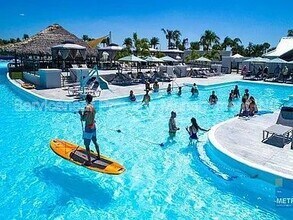 31743 Barrel Wave Way in Zephyrhills, FL - Building Photo - Building Photo