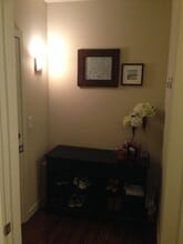 3104 Western Ave, Unit 522 in Seattle, WA - Building Photo - Building Photo