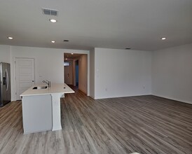 3515 Nettle Loop in Tavares, FL - Building Photo - Building Photo