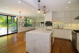 19 Bayview Terrace in Mill Valley, CA - Building Photo - Building Photo