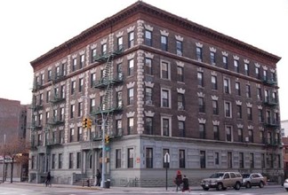 1195-1199 Boston Rd in Bronx, NY - Foto de edificio - Building Photo