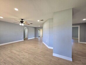 27050 Pelotas Dr in Punta Gorda, FL - Building Photo - Building Photo