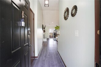 5444 Glen Haven Dr in Atlanta, GA - Building Photo - Building Photo