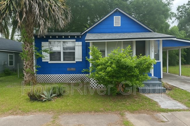 property at 1021 Daniel St