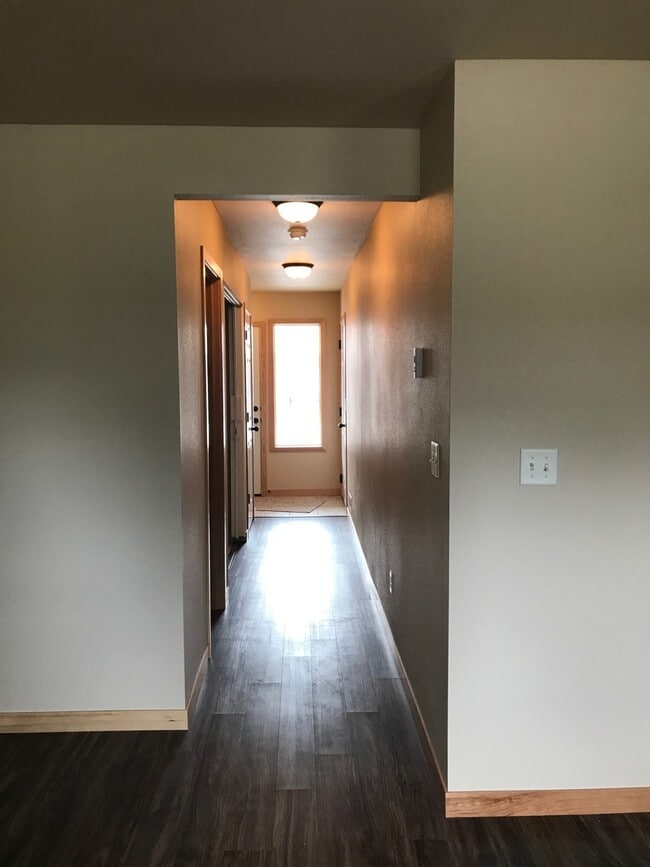 3335 Warbler Way