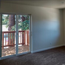 1299 Glenn St in Santa Rosa, CA - Building Photo - Building Photo
