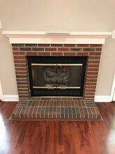 104 E Pebble Ct in Jacksonville, NC - Building Photo - Building Photo