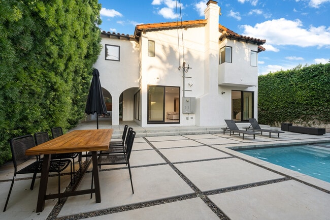 property at 201 Bedford Dr