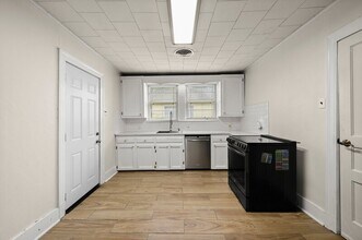 1642 College Dr in Baton Rouge, LA - Building Photo - Building Photo