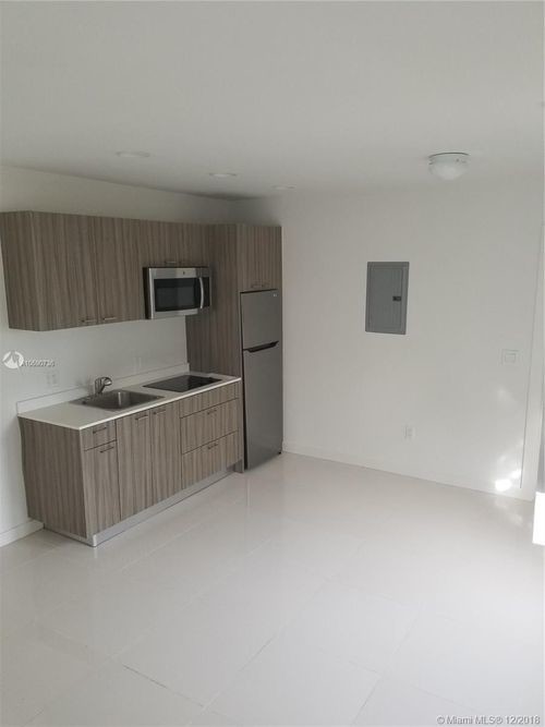 1419 West Ave-Unit -206 in Miami Beach, FL - Building Photo - Building Photo