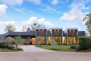 8968 Bay Cove Ct in Orlando, FL - Building Photo