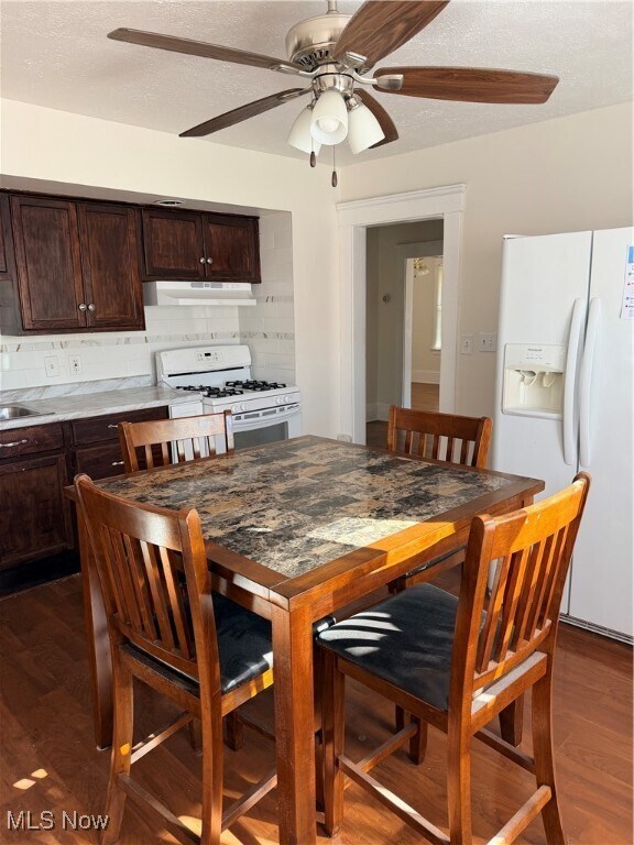 1794 W 54th St in Cleveland, OH - Foto de edificio - Building Photo