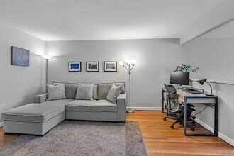 128 Pleasant St in Arlington, MA - Building Photo - Building Photo