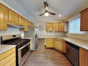 3612 Fawn Ln in Wonder Lake, IL - Building Photo - Building Photo