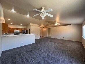 2169 Snow Drift Rd in Fernley, NV - Building Photo - Building Photo