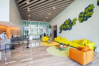 1600 SW 1st Ave in Miami, FL - Foto de edificio - Building Photo