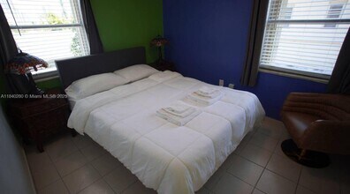 935 SW 11th Ave in Miami, FL - Building Photo - Building Photo
