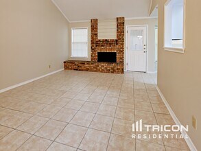 6810 Maple Lk St in San Antonio, TX - Building Photo - Building Photo