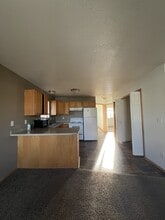906 E Main St in East Helena, MT - Building Photo - Building Photo