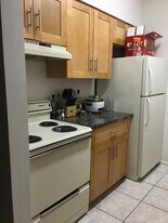 751 Cypress Ln in Pompano Beach, FL - Building Photo