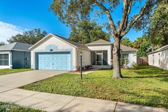 1560 Vista Lake Cir in Melbourne, FL - Building Photo - Building Photo