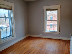 92 Center St in Rutland, VT - Building Photo - Building Photo