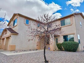 1306 Sidewinder Rd NE in Rio Rancho, NM - Building Photo