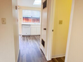 3901 Oak Villa Cir in Carmichael, CA - Building Photo - Building Photo