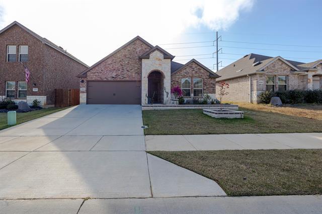 3229 Trails End Rd in Cross Roads, TX - Building Photo - Building Photo