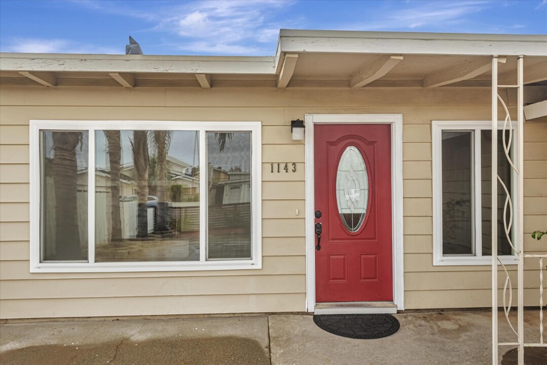 1143 Cobb St in San Mateo, CA - Building Photo