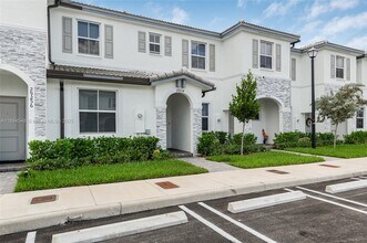 29254 SW 163rd Ct in Homestead, FL - Building Photo - Building Photo