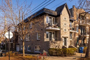2301 Saint-Zotique St E in Montréal, QC - Building Photo