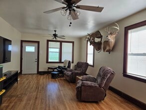 1749 N 1950th Ave in Coatsburg, IL - Building Photo - Building Photo