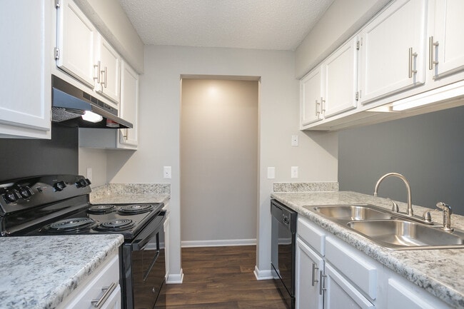 Pebble Creek Apartments