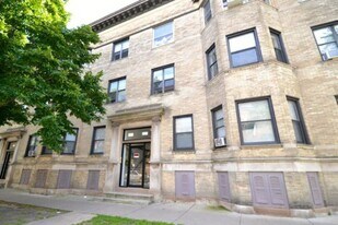 917W W Waveland Ave, Unit C2 in Chicago, IL - Building Photo